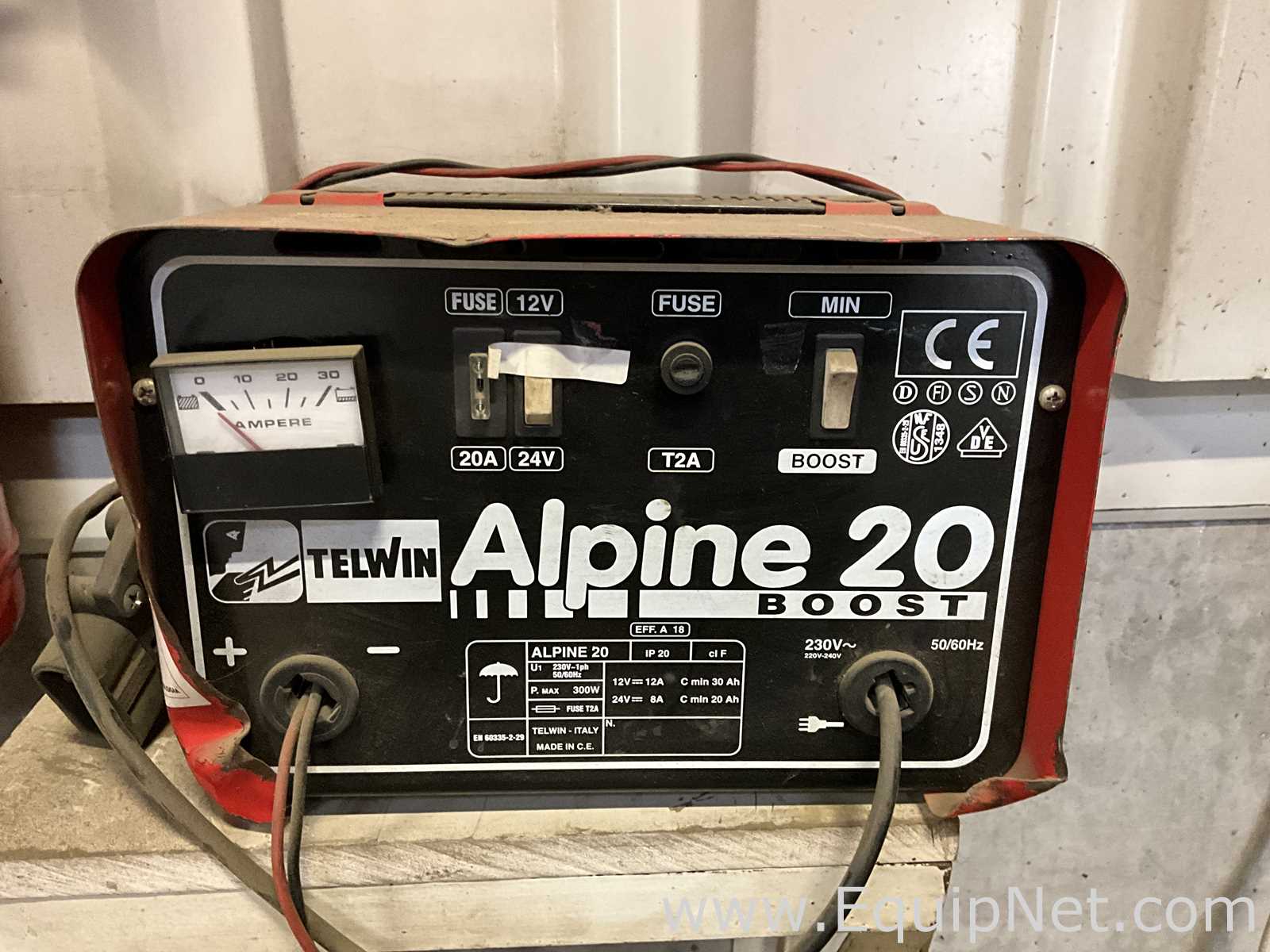 Carregador de Bateria Telwin Alpine 20 Boost 