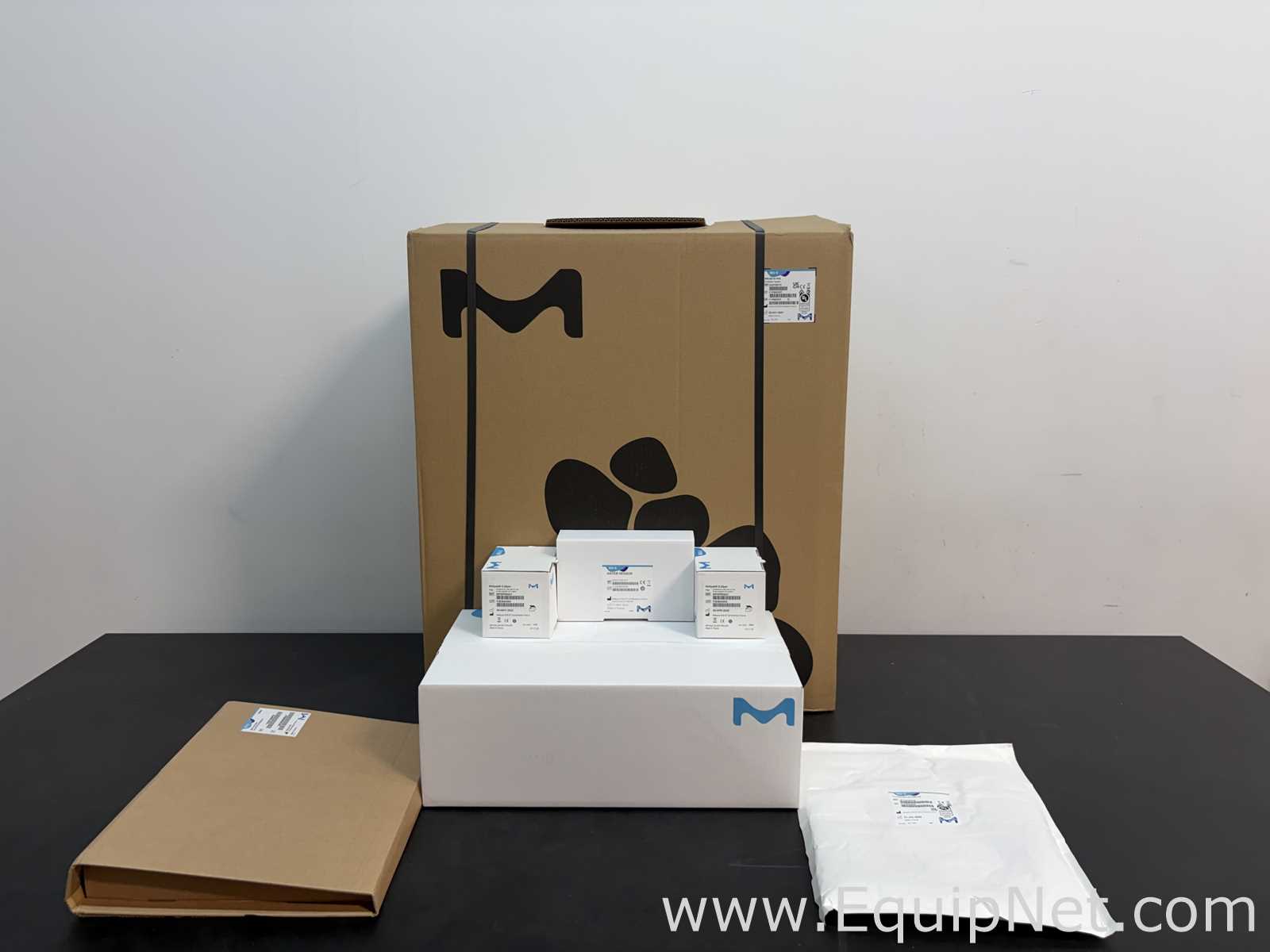 Unused Millipore Milli-Q IQ 7000 Laboratory Water Purification System With Accessories