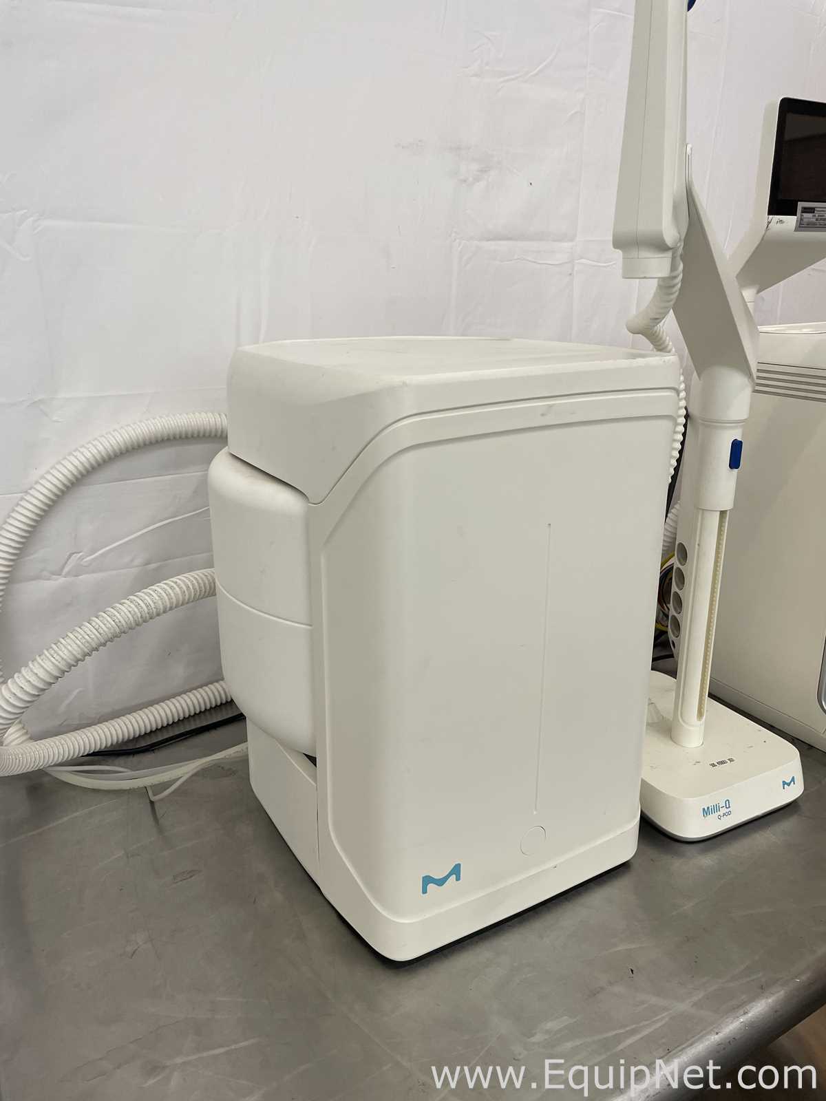 Milli-Q 2 E-Pods, IQ-7015 and a 25L Tank