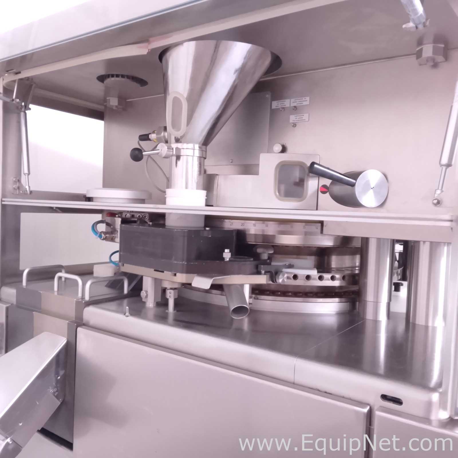 KILIAN MOD. T 400 - Rotary tablet press