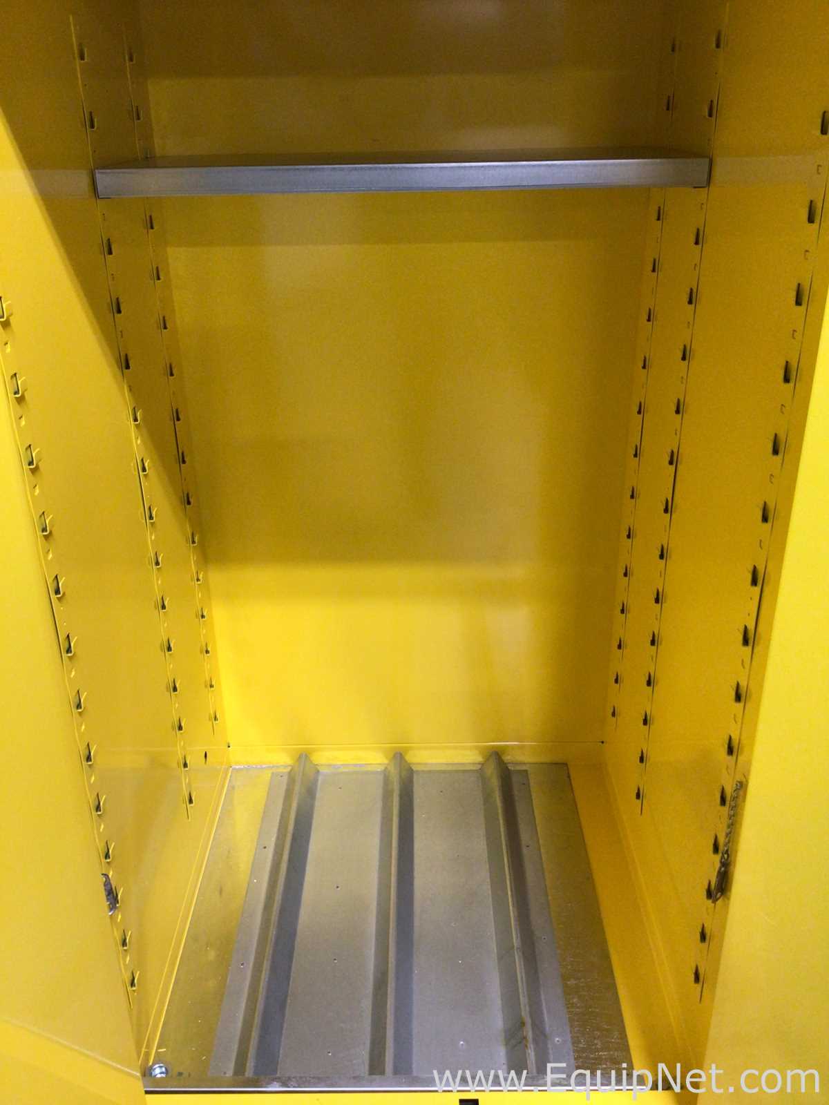 Gabinete de Almacenamiento de Inflamables JustRite Requisitos de aire 55 GALS
