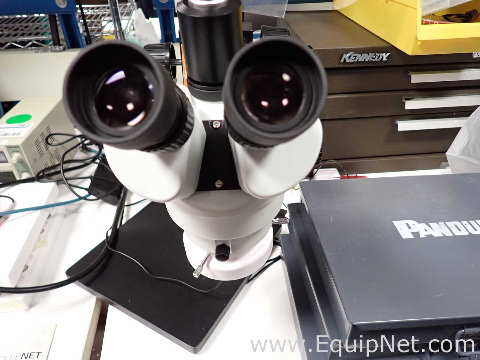 Microscópio AM Scope 