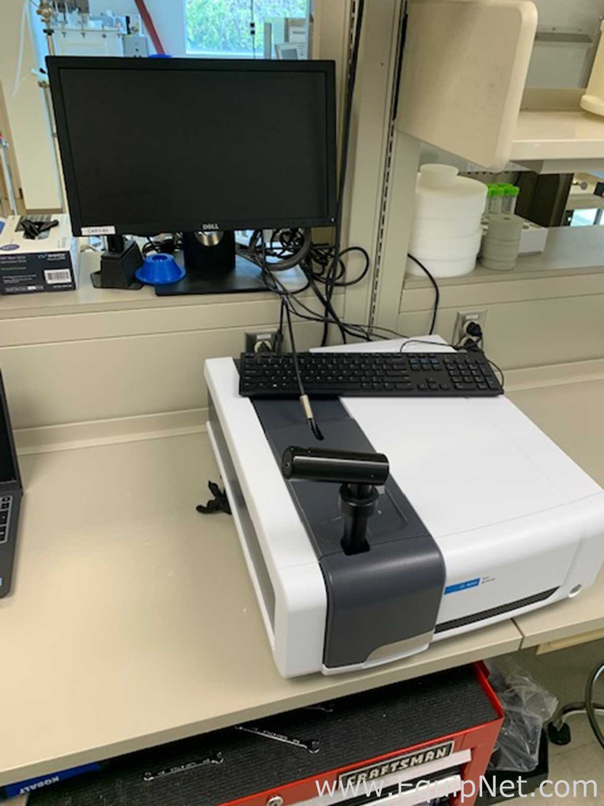 Agilent Cary 60 UV-Vis Spectrometer